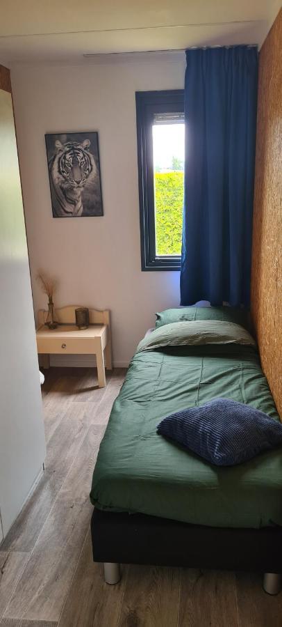 Gezellige Chalet Met Grote Privetuin. Dronrijp Eksteriør bilde