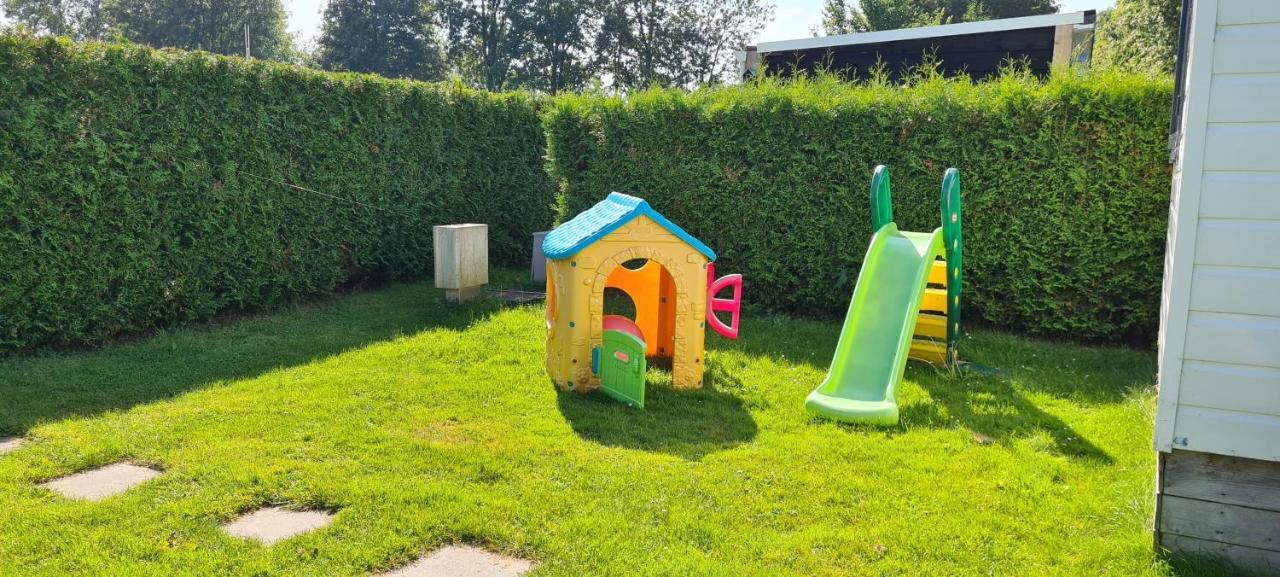 Gezellige Chalet Met Grote Privetuin. Dronrijp Eksteriør bilde